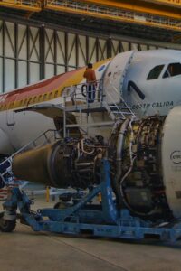 aircraft-maintenance-1-dim