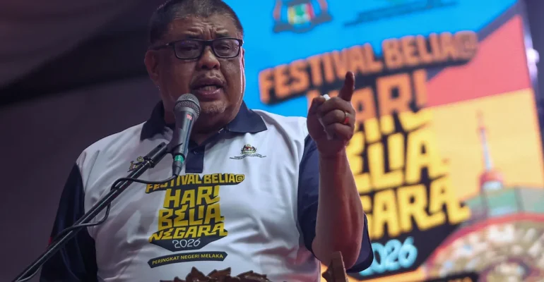 TB_DATUK SERI AB RAUF YUSOH_BERNAMA