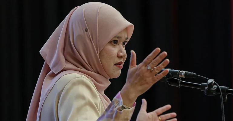TB_Fadhlina Sidek USIM_BERNAMA